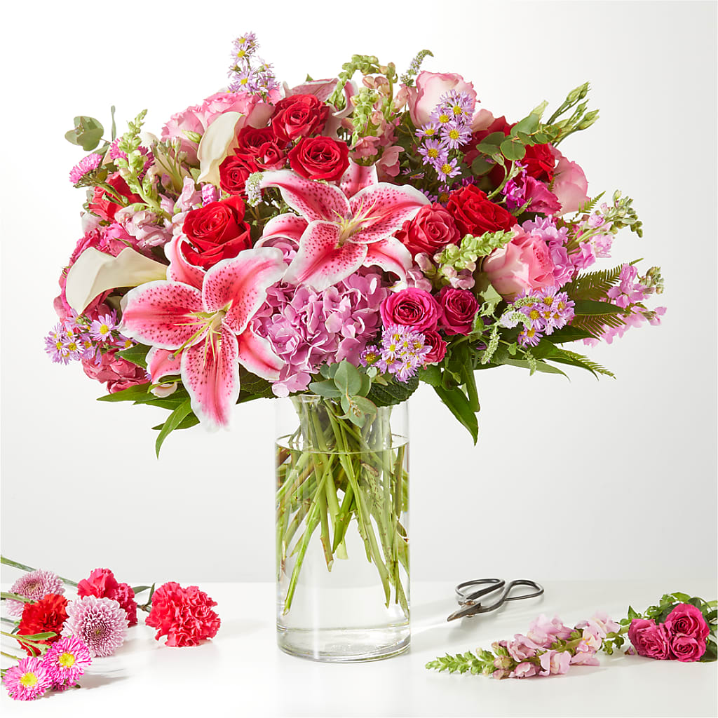 Swooning Over You - A Luxury Florist Original – Colchester Florist, Colchester CT