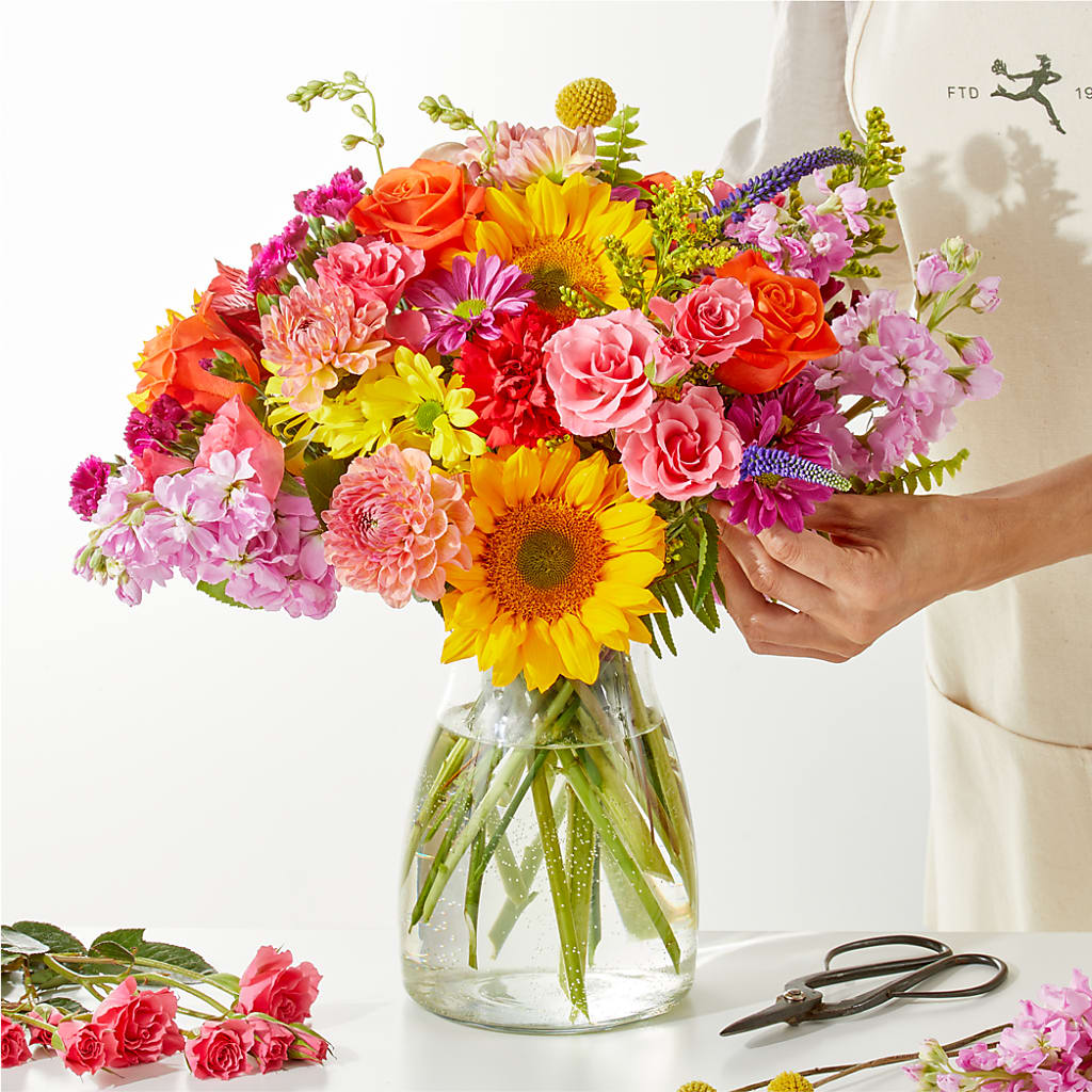 Cue the Confetti - A Florist Original – Colchester Florist, Colchester CT
