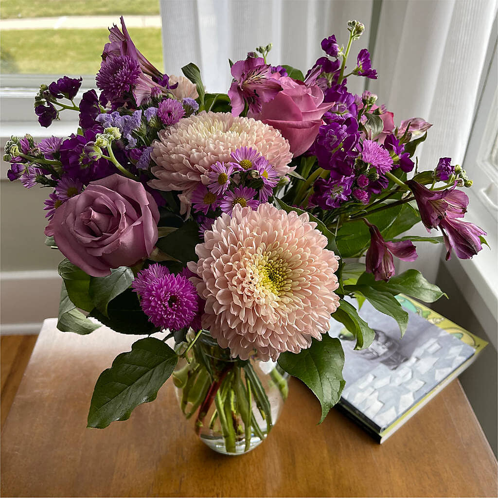 Ultraviolet Bouquet – Colchester Florist, Colchester CT
