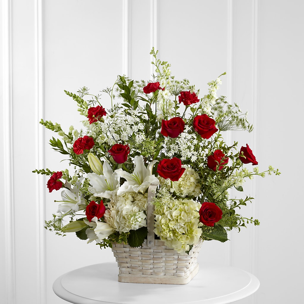 In Loving Memory Arrangement – Colchester Florist, Colchester CT