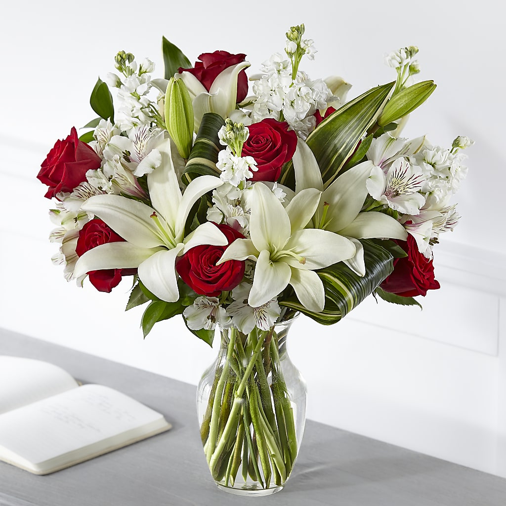 Loving Respect Bouquet – Colchester Florist, Colchester CT