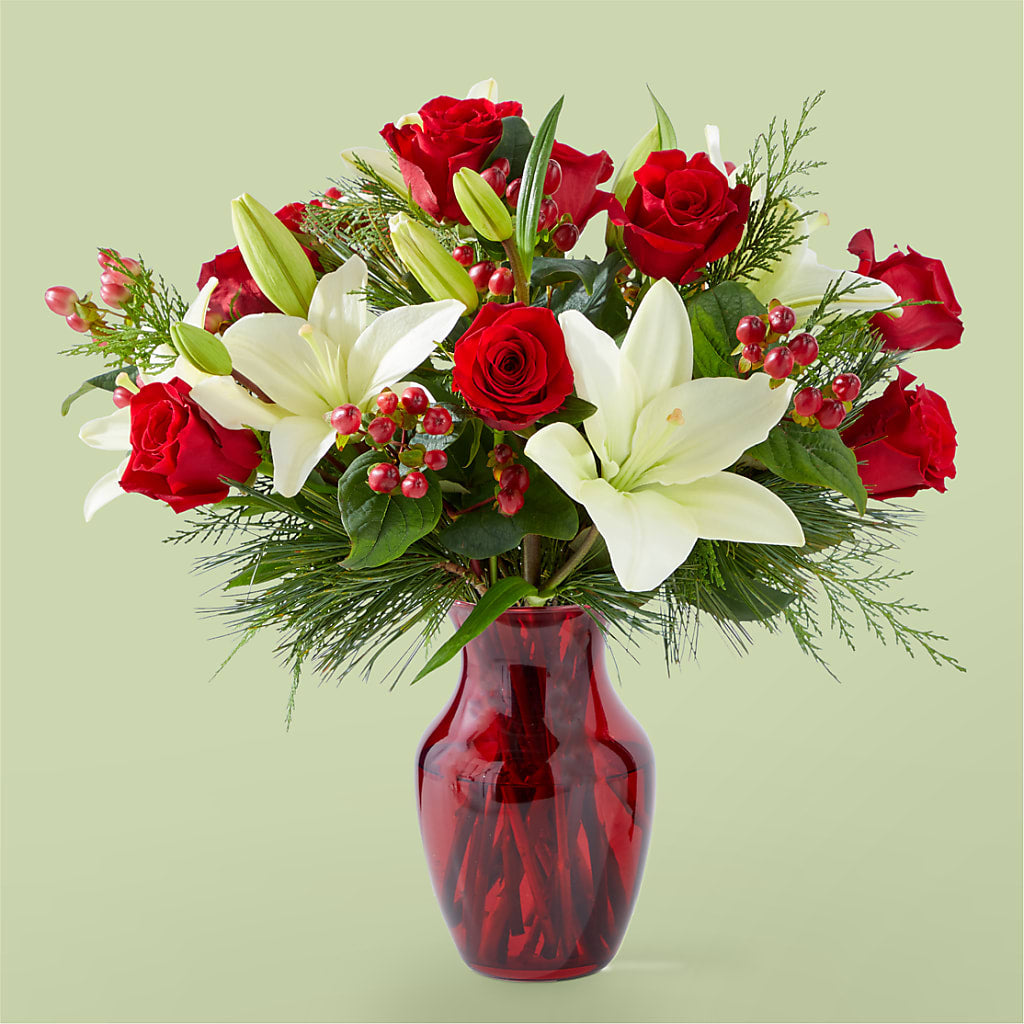 Evergreen Delight Bouquet – Colchester Florist, Colchester CT