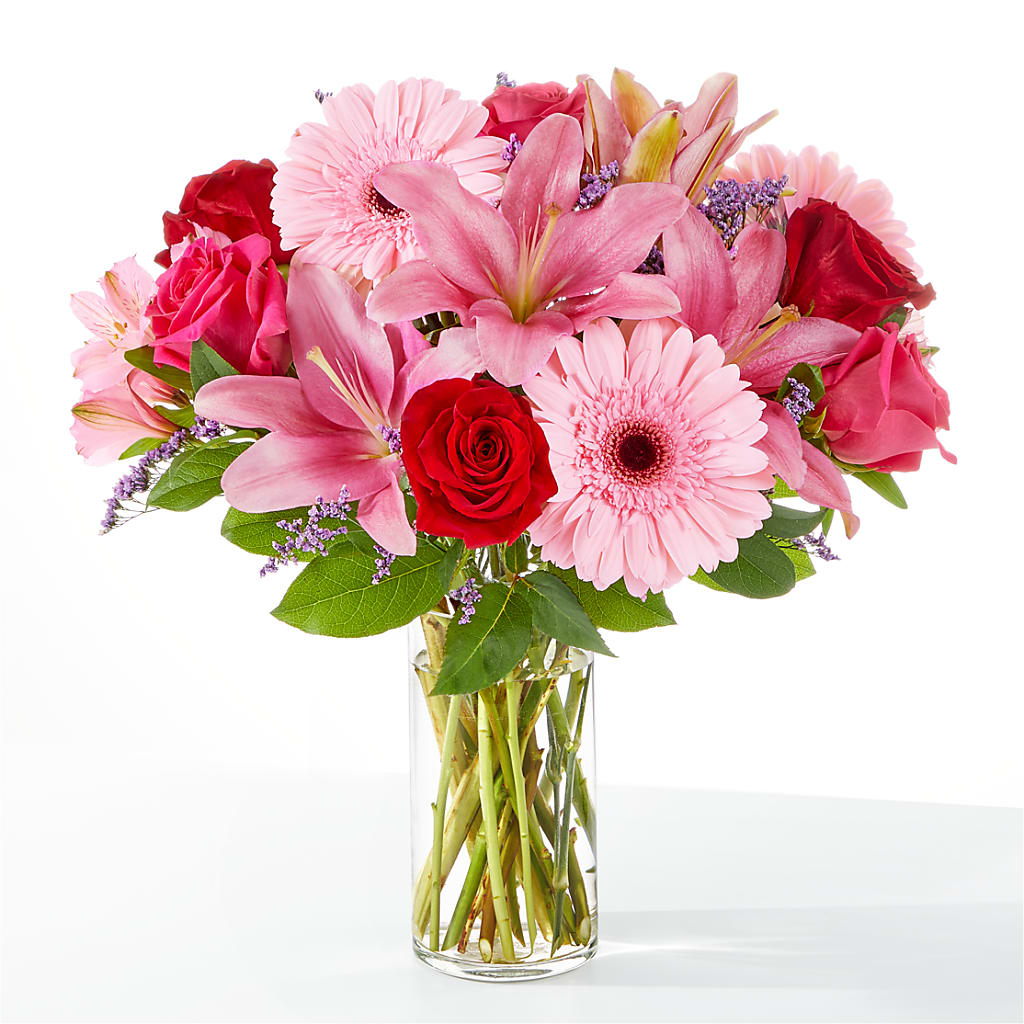 Lots of Love Bouquet – Colchester Florist, Colchester CT