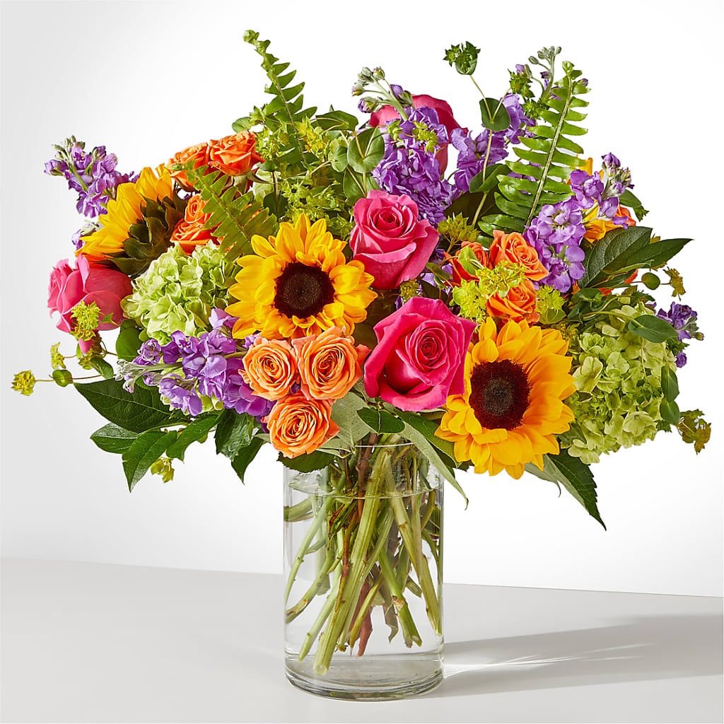 Vibrant Greetings Bouquet – Colchester Florist, Colchester CT