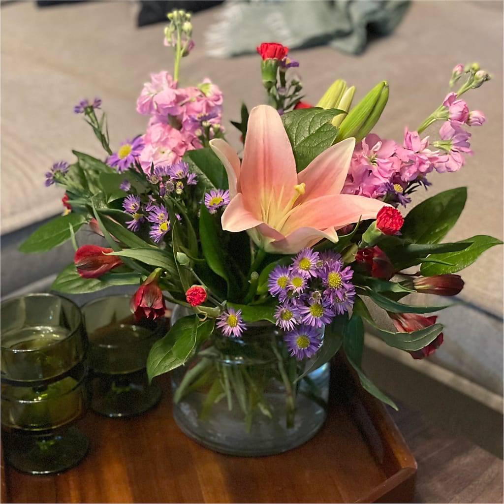 Romantique Bouquet –  Colchester Florist, Colchester CT