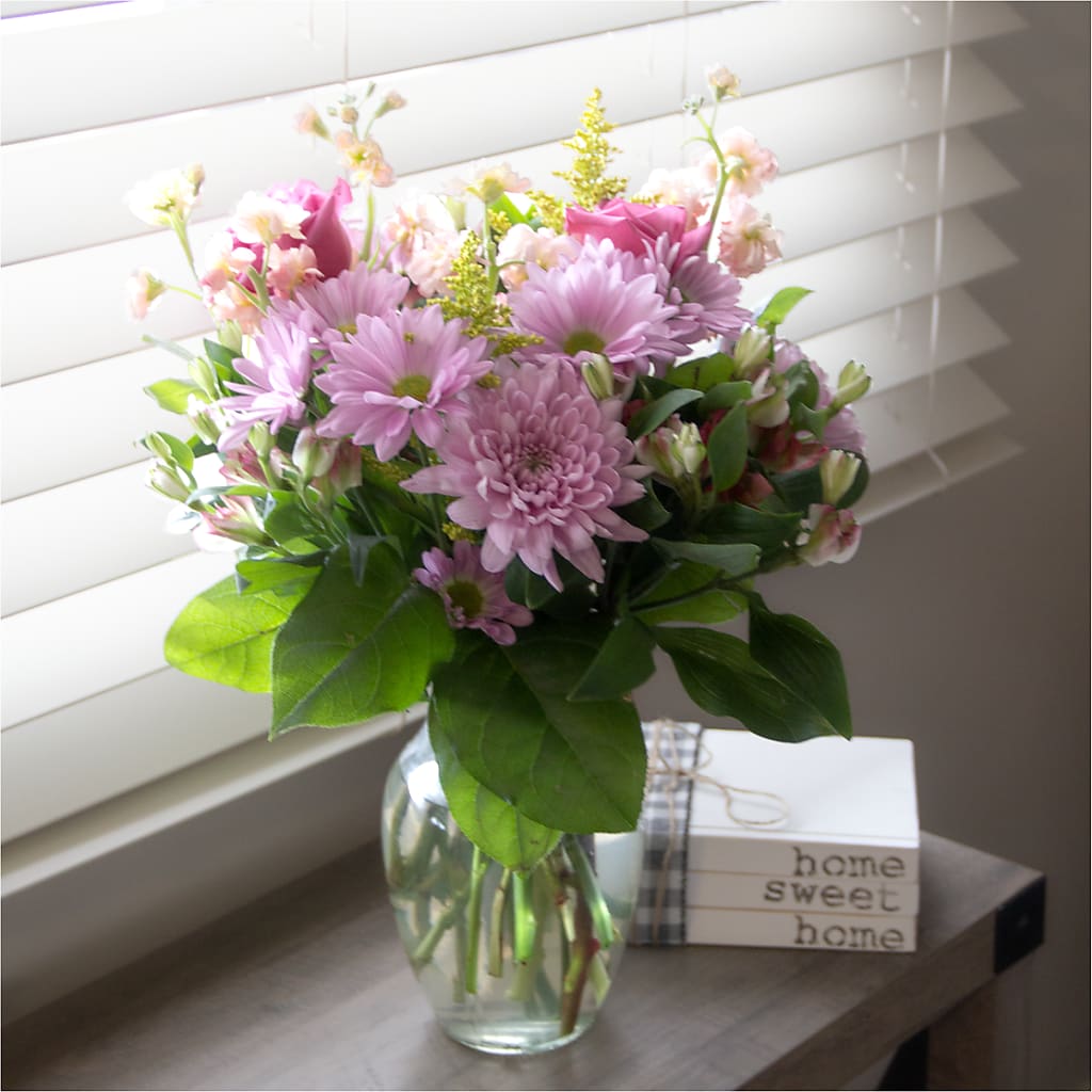 Pastel Tradition - A Florist Original –  Colchester Florist, Colchester CT