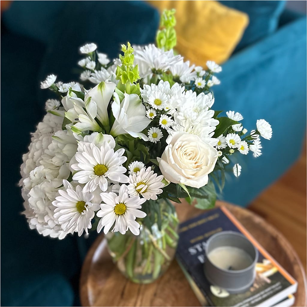 Classic Ivory – A Florist Original –  Colchester Florist, Colchester CT