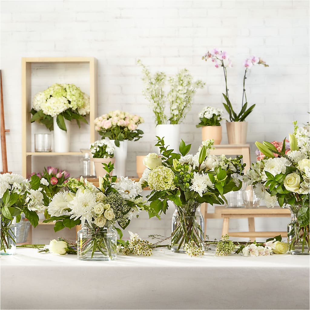 Classic Ivory – A Florist Original –  Colchester Florist, Colchester CT
