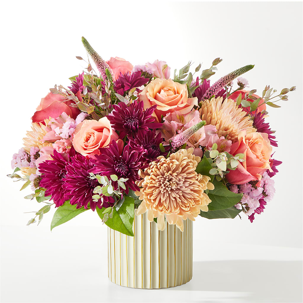 Berry Cobbler Bouquet with Ivory Vase –  Colchester Florist, Colchester CT