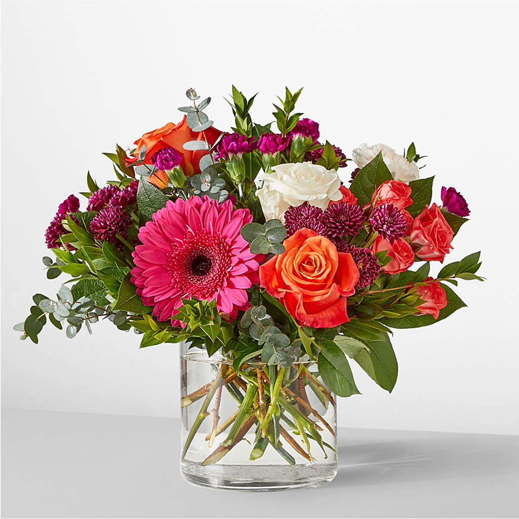 Smell the Roses Bouquet –  Colchester Florist, Colchester CT