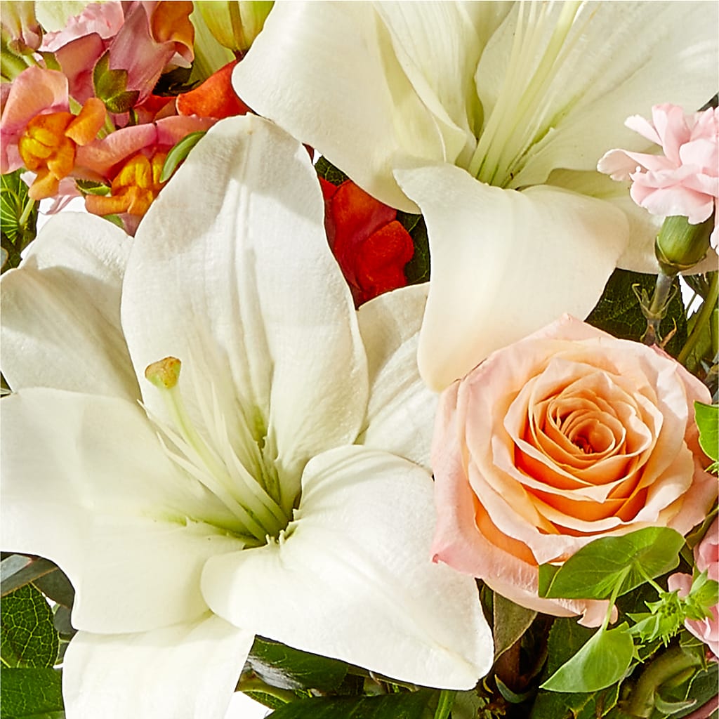 Grapefruit Splash Bouquet –  Colchester Florist, Colchester CT