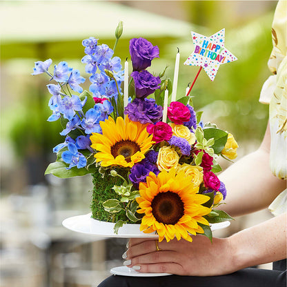 Star of the Day Floral Cake –  Colchester Florist, Colchester CT